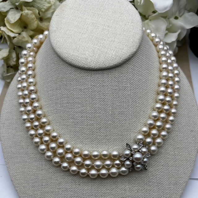 Mid-Century Large Cultured Pearl 3.50 CTW Diamond Strand Necklace |  Wilson's Estate Jewelry